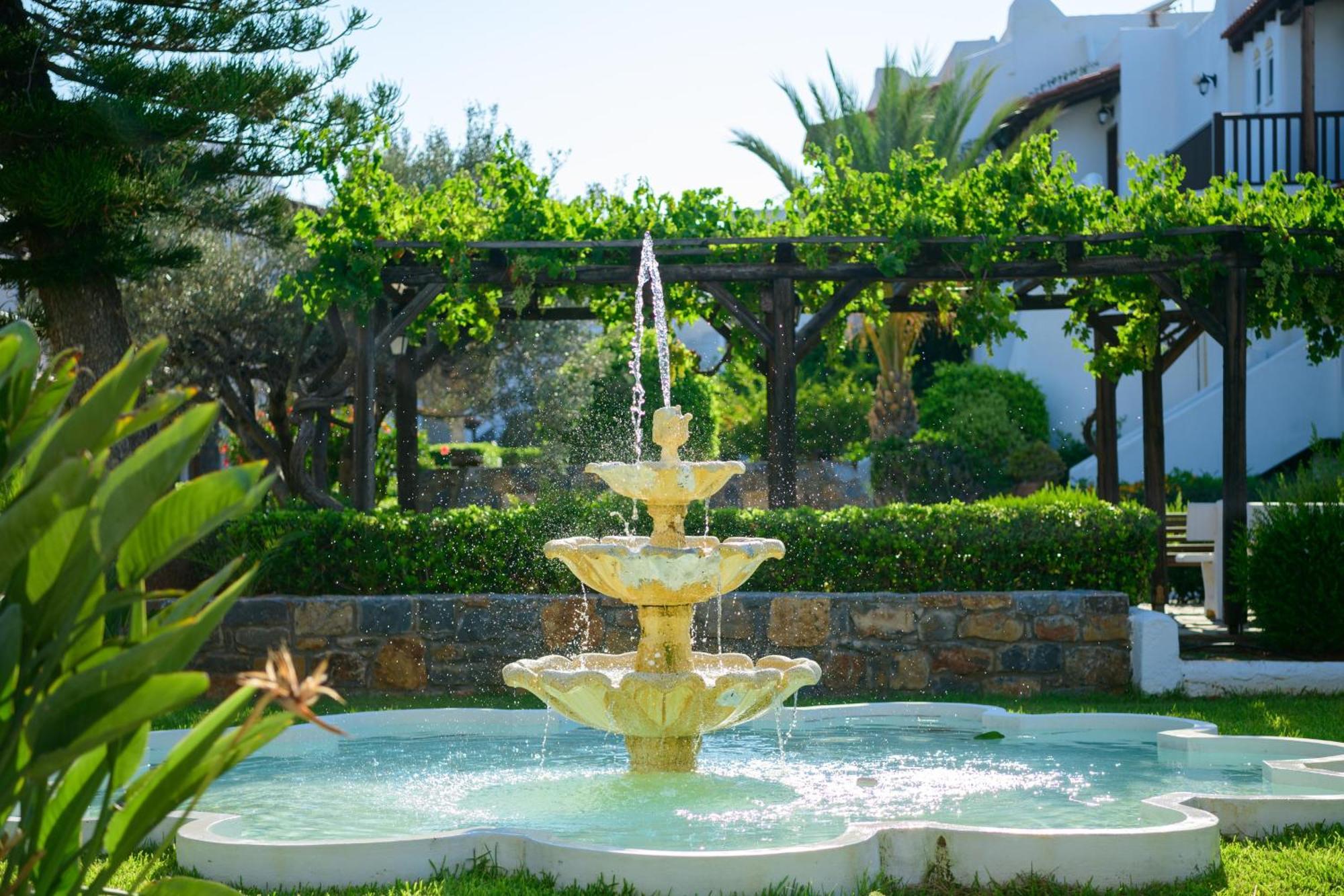 Alexander Beach Hotel & Village Resort Malia  Bagian luar foto